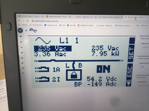 Po 15-ti minutách v zátěži. Zkraje jsem tomu dával 8,5kW, ale potom mě ho bylo líto. Ještě na něj nejsem zvyklý.