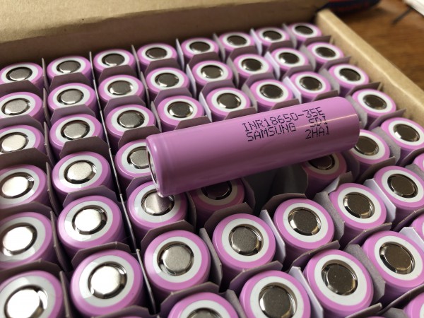 Samsung INR18650-35E 3450mAh.jpg