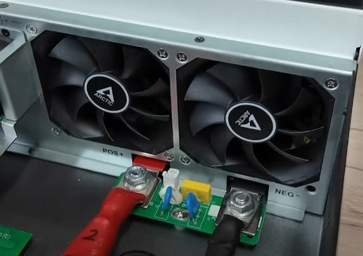 FAN vyměněné dole u svorek.jpg