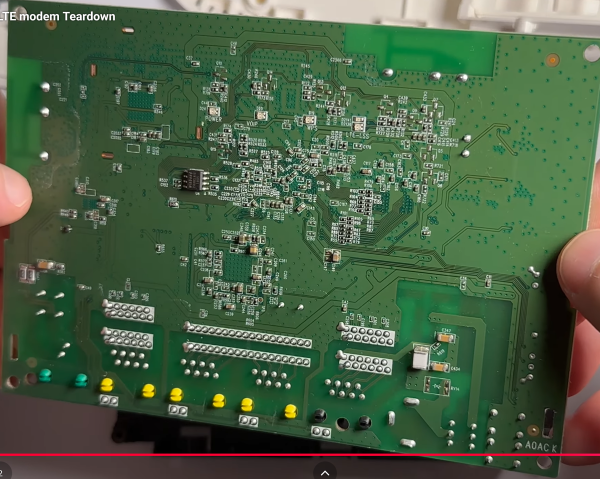 Huawei b2368 22 LTE modem Teardown - YouTube — Mozilla Firefox.png