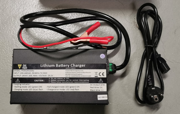 Nabíječka-LiFe-24v-(29,2V)-20A-1.png